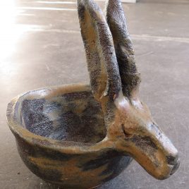 hare, ceramic hare, ceramic hare bowl, bowl, pottery hare, pottery hare bowl, handmade studio pottery hare, stoneware hare, stoneware bowl, jane adams ceramics, cornwall