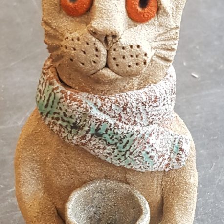 rogues gallery, ceramic cat, handmade pottery, pottery cats, cat gifts, stoneware, stoneware cts, jane adams ceramics, cornwall